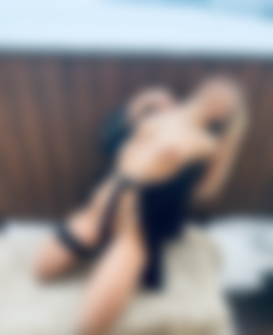 Lenka – žena na sex Giraltovce