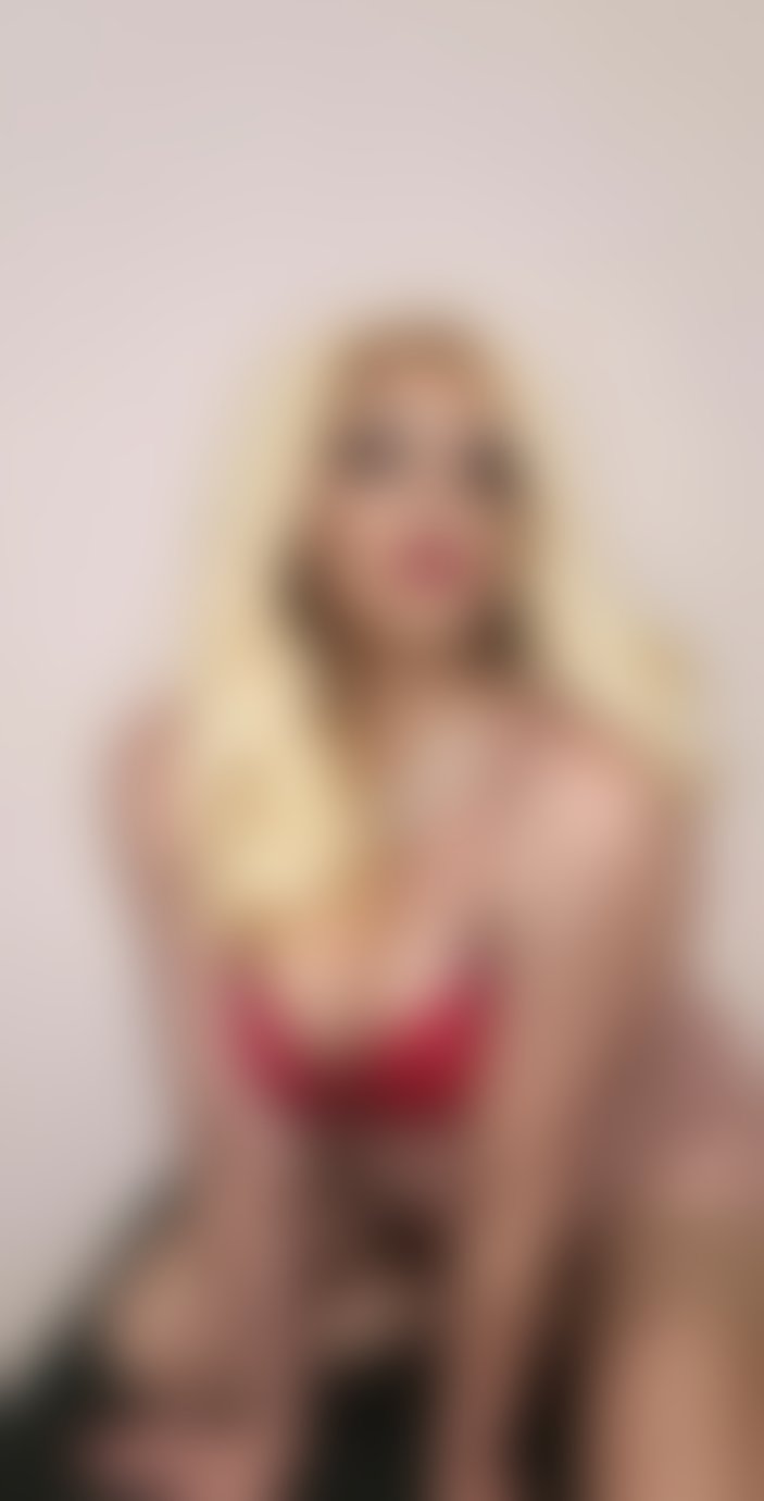 Monika – žena na sex Veľký Krtíš