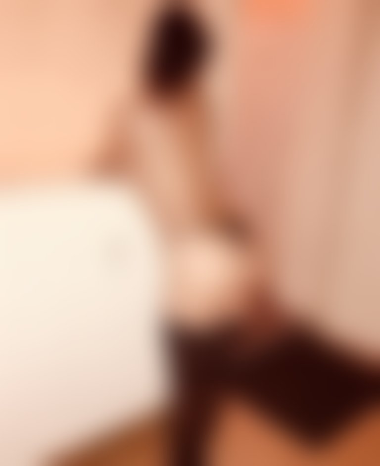 Silvia – žena na sex Nesvady
