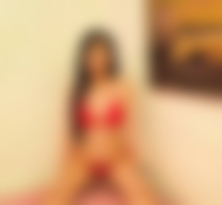 Lenka – žena na sex Tlmače
